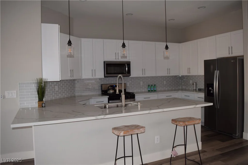 1908 Quail Point, Las Vegas, NV 89117