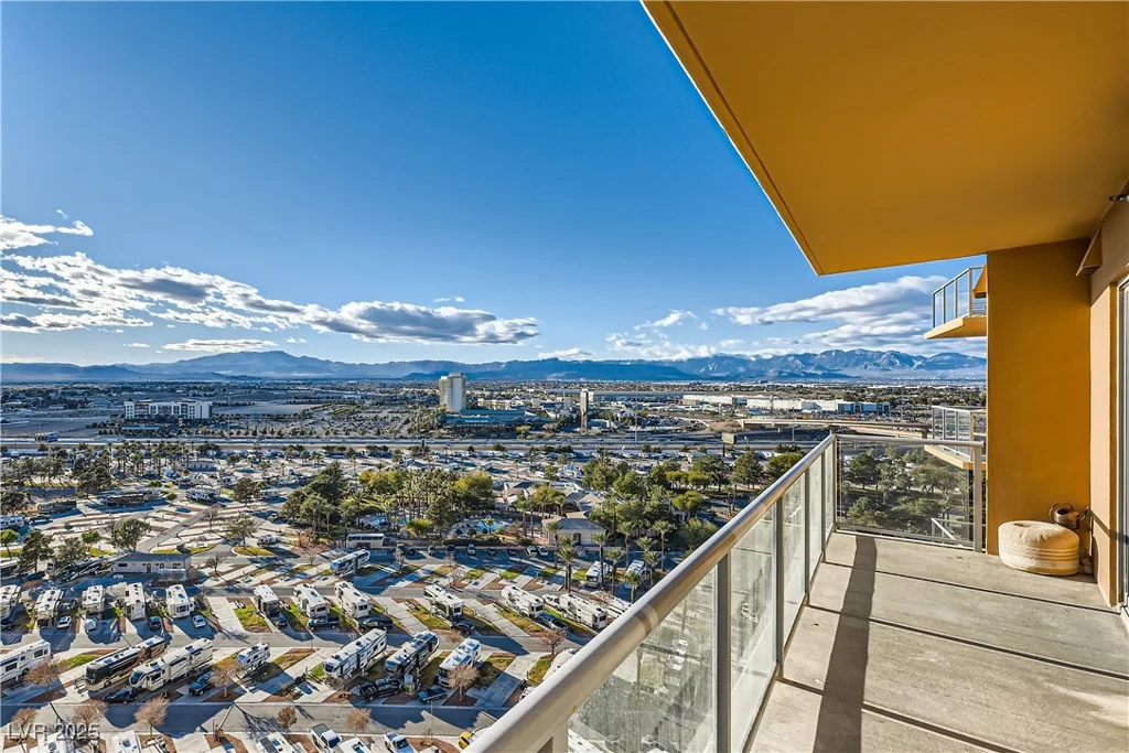 8255 Las Vegas, Las Vegas, NV 89123