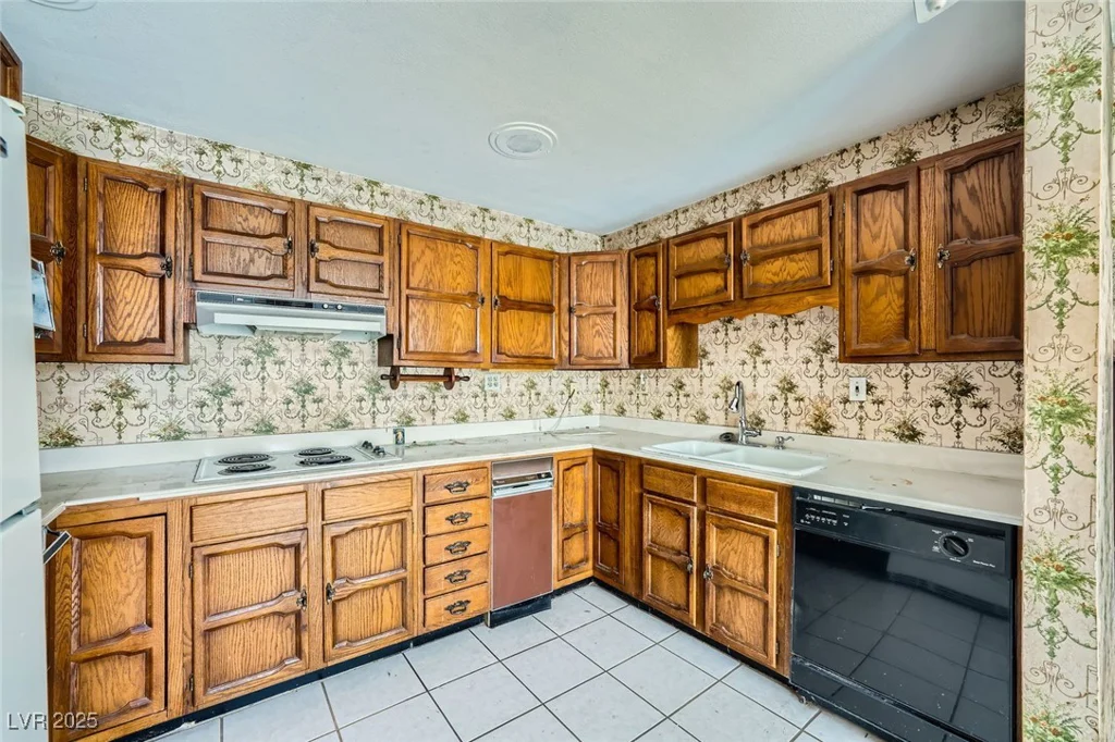7079 Laredo, Las Vegas, NV 89117