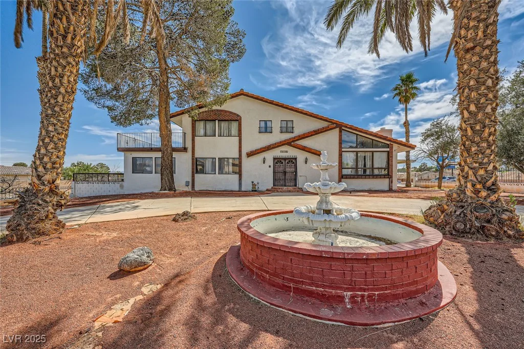 7079 Laredo, Las Vegas, NV 89117