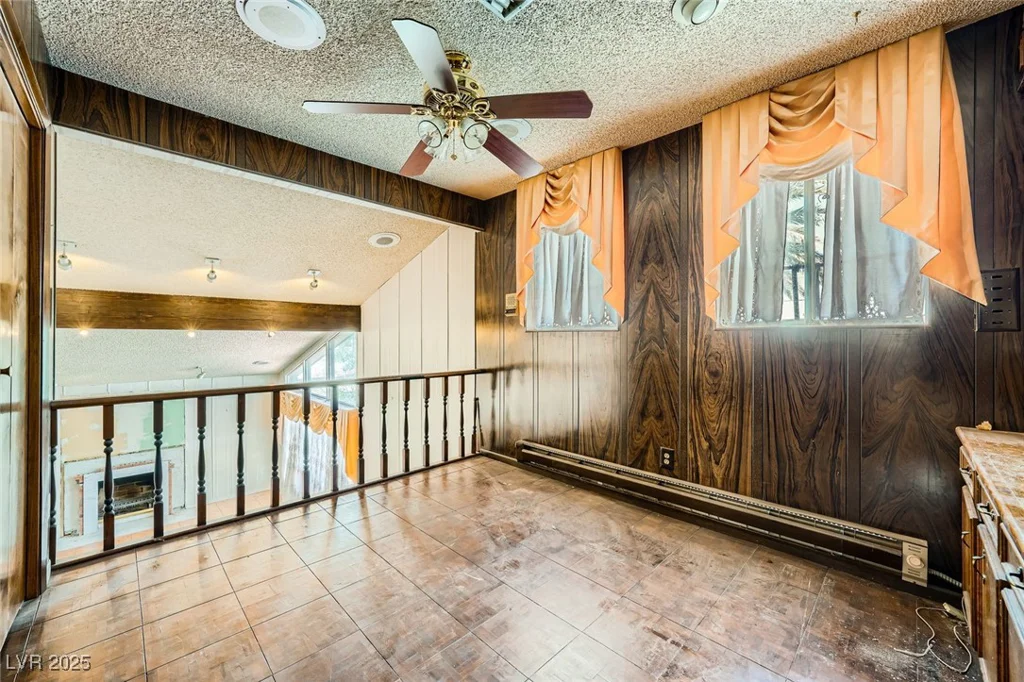 7079 Laredo, Las Vegas, NV 89117
