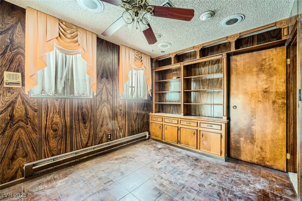 7079 Laredo, Las Vegas, NV 89117