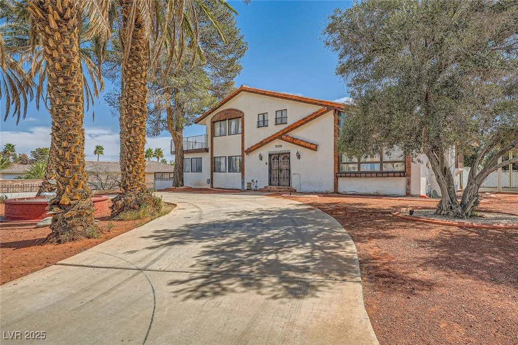 7079 Laredo, Las Vegas, NV 89117