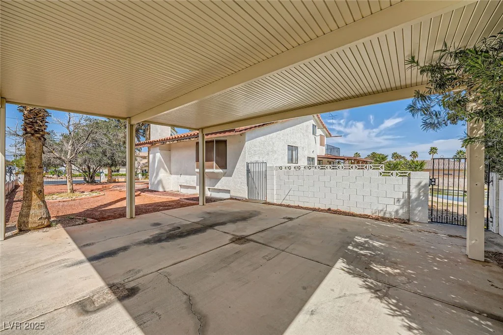 7079 Laredo, Las Vegas, NV 89117