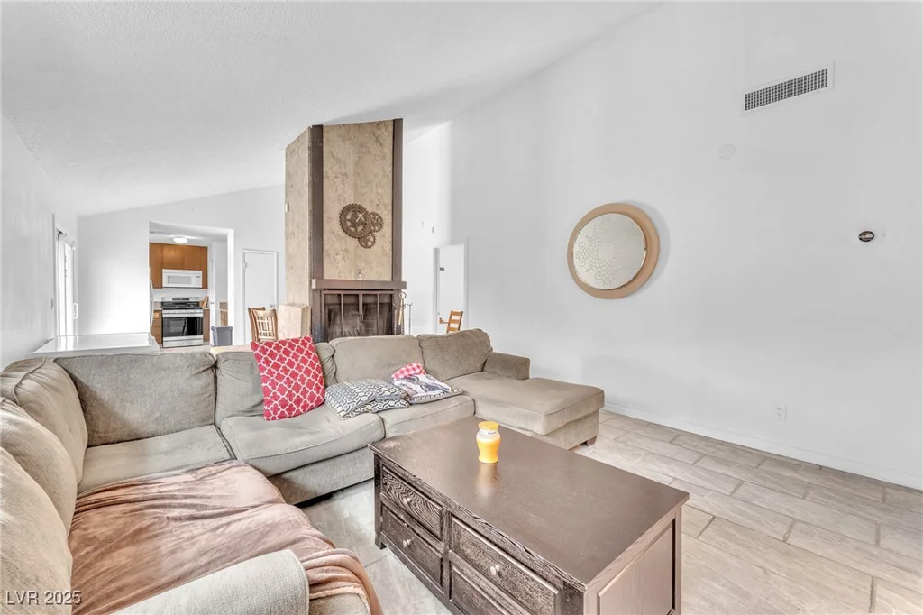 4153 Broadriver, Las Vegas, NV 89108
