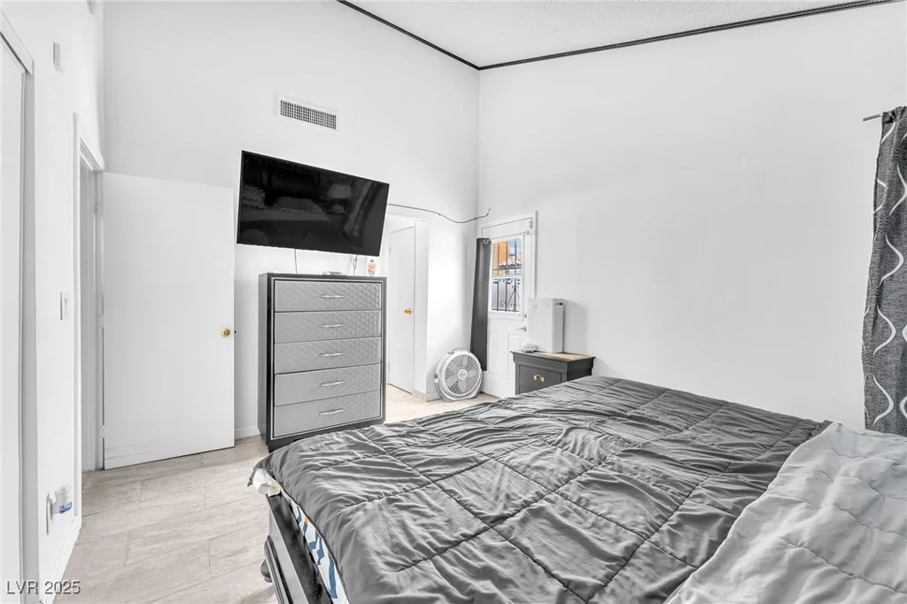 4153 Broadriver, Las Vegas, NV 89108