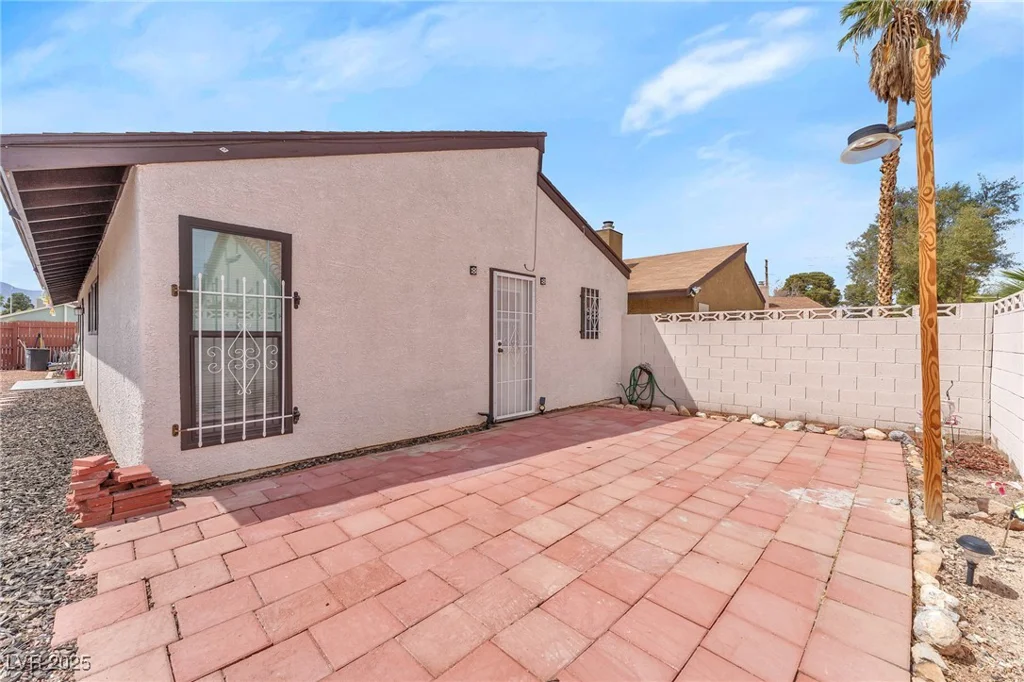 4153 Broadriver, Las Vegas, NV 89108