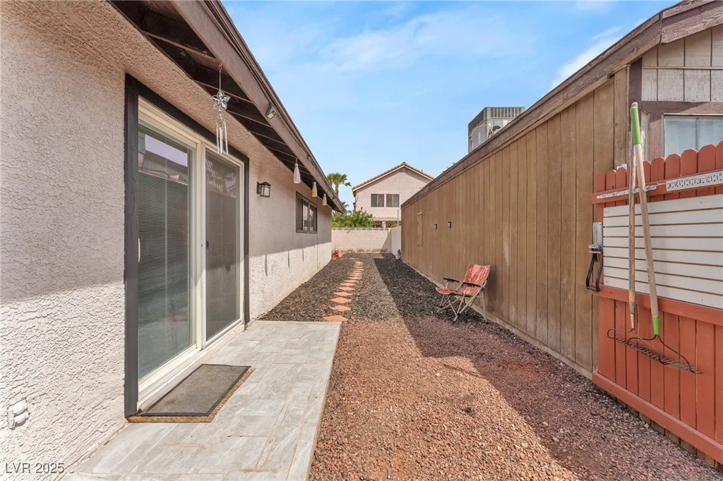 4153 Broadriver, Las Vegas, NV 89108