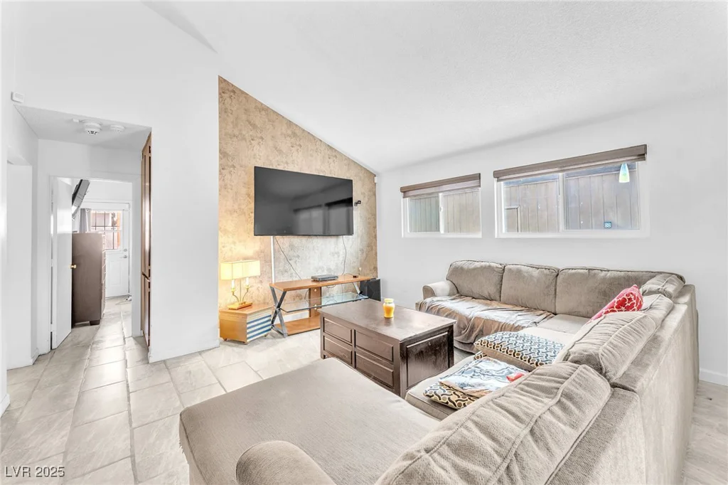 4153 Broadriver, Las Vegas, NV 89108