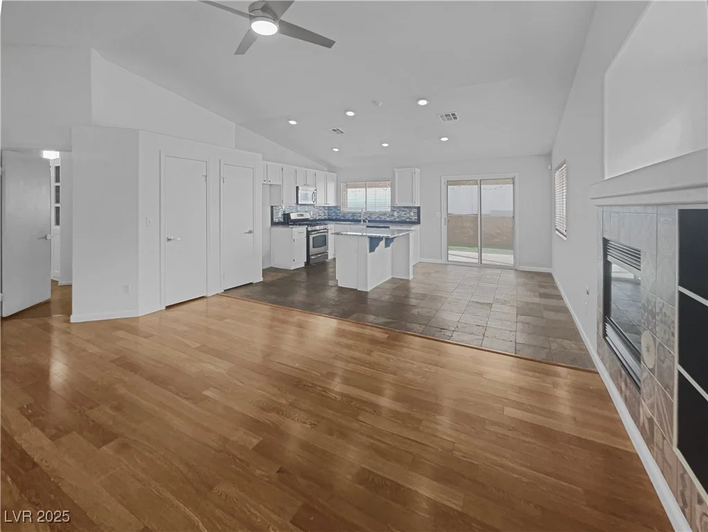 350 Loma Marsh, North Las Vegas, NV 89084