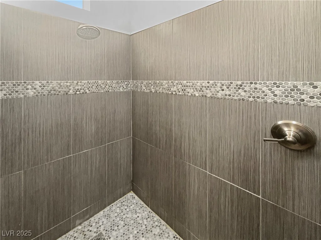 350 Loma Marsh, North Las Vegas, NV 89084