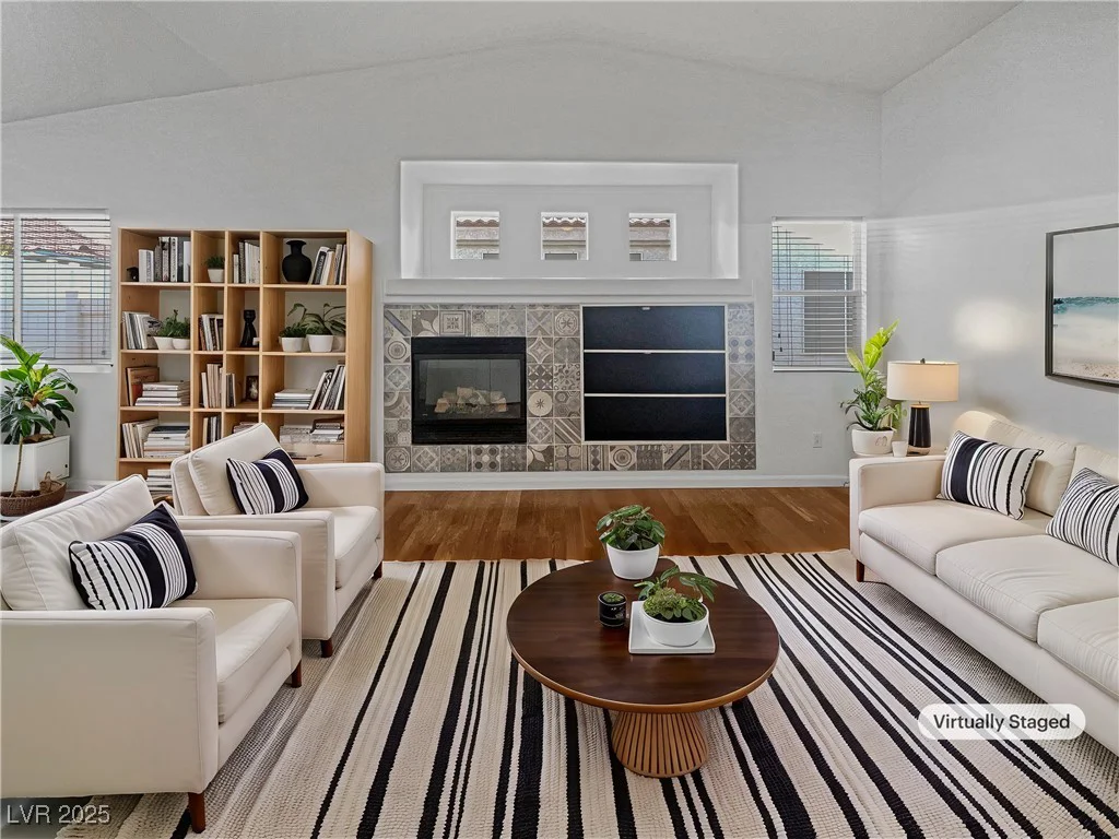 350 Loma Marsh, North Las Vegas, NV 89084
