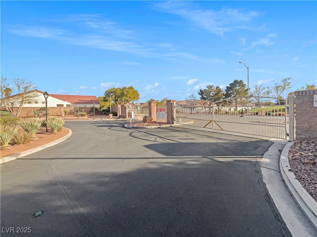 350 Loma Marsh, North Las Vegas, NV 89084