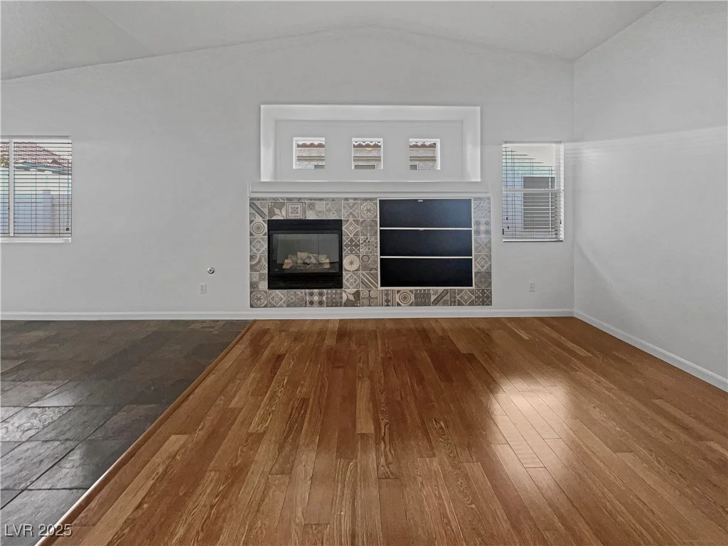 350 Loma Marsh, North Las Vegas, NV 89084