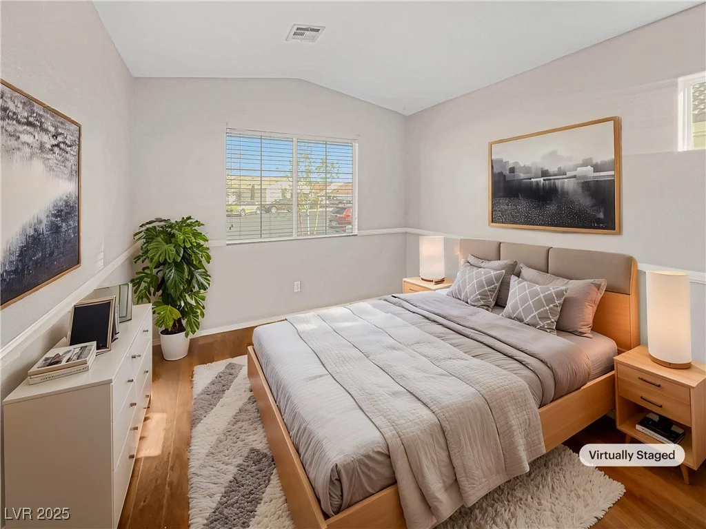 350 Loma Marsh, North Las Vegas, NV 89084