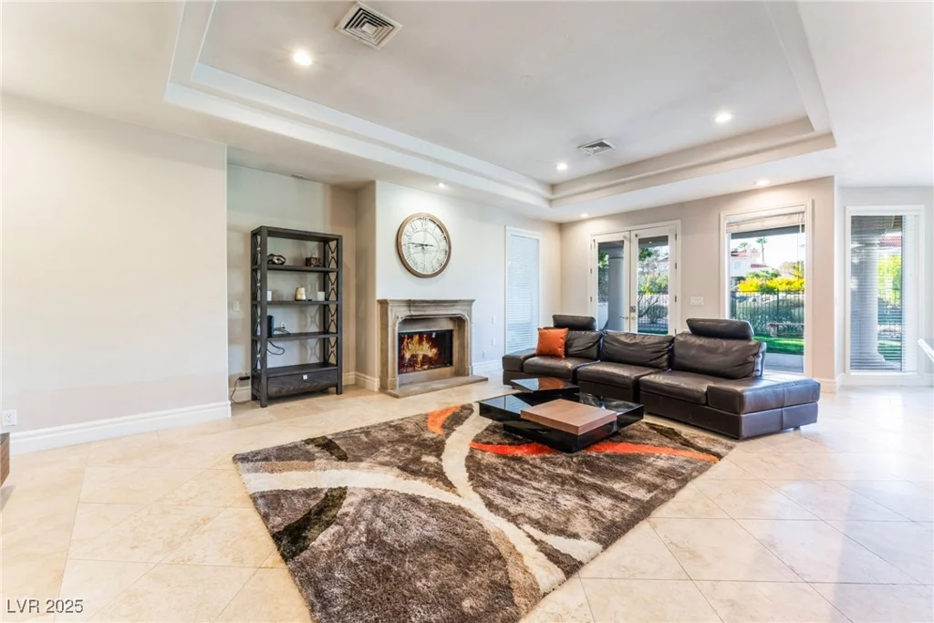 2221 Glenbrook, Las Vegas, NV 89117