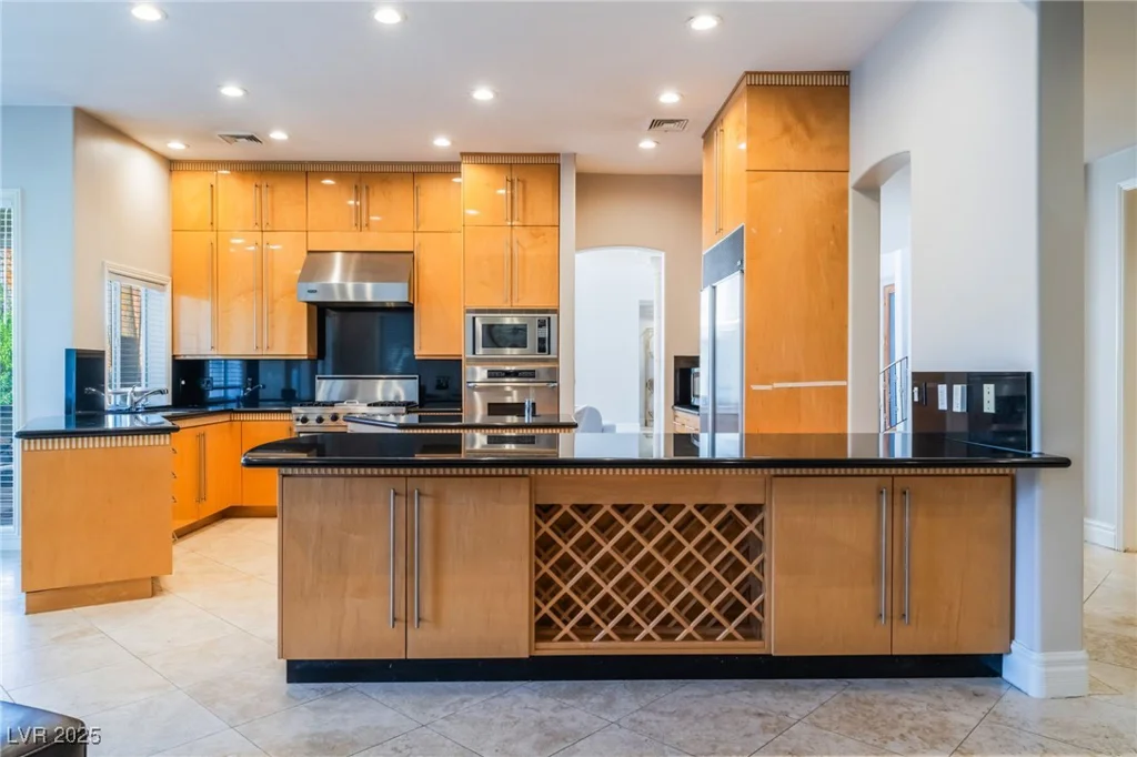 2221 Glenbrook, Las Vegas, NV 89117