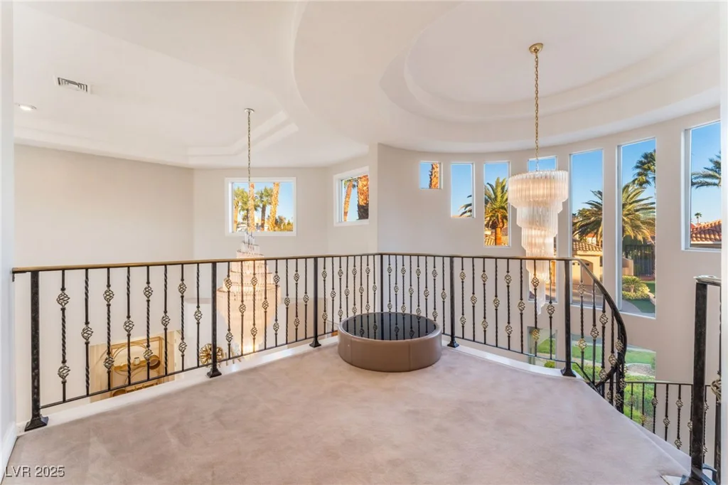 2221 Glenbrook, Las Vegas, NV 89117
