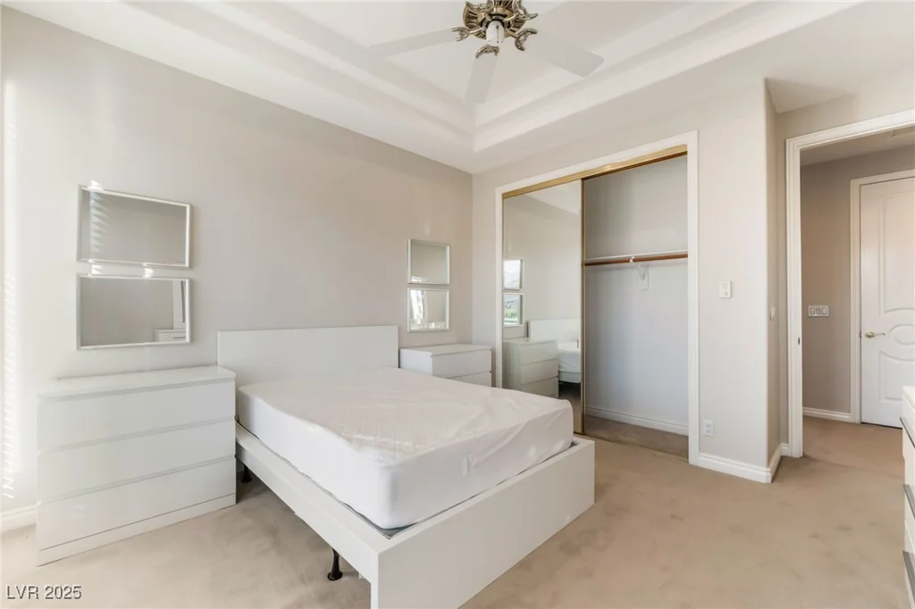 2221 Glenbrook, Las Vegas, NV 89117