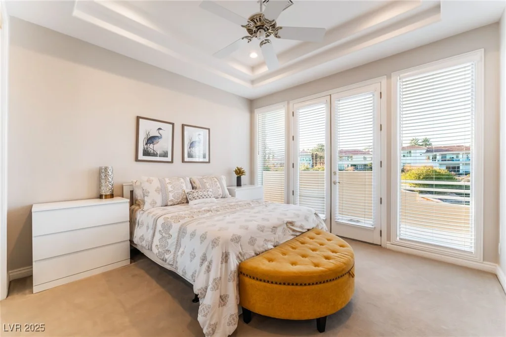 2221 Glenbrook, Las Vegas, NV 89117