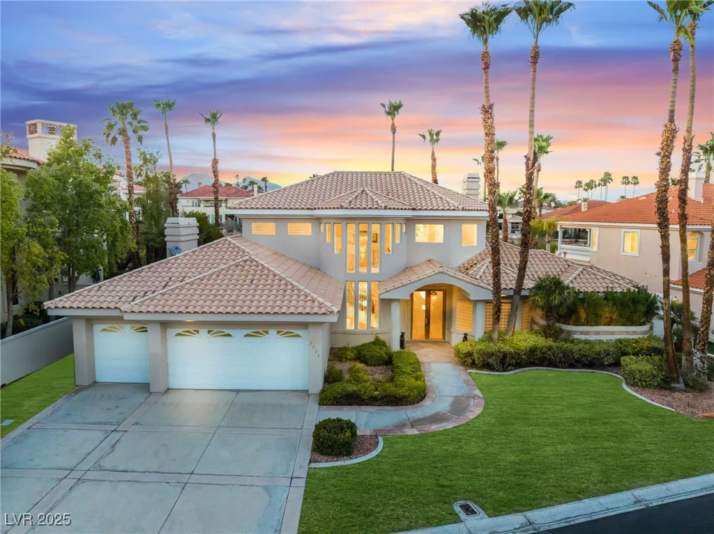 2221 Glenbrook, Las Vegas, NV 89117