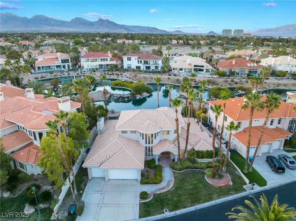 2221 Glenbrook, Las Vegas, NV 89117