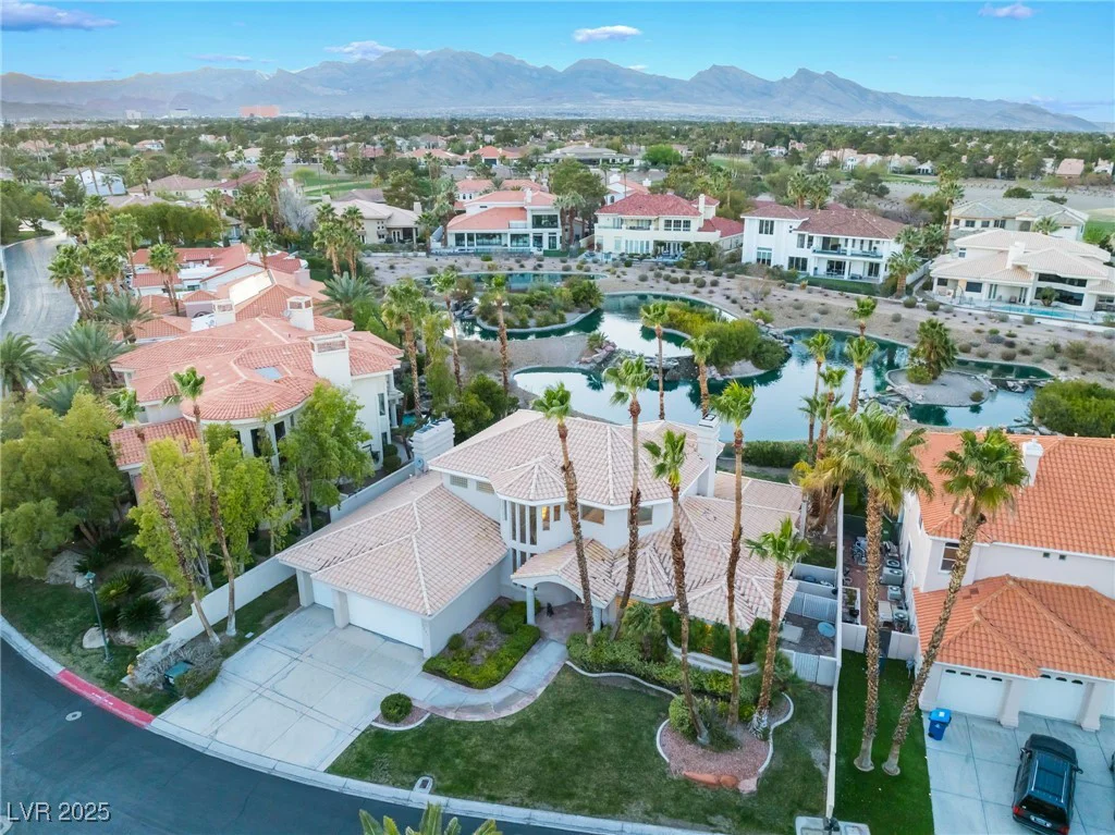 2221 Glenbrook, Las Vegas, NV 89117