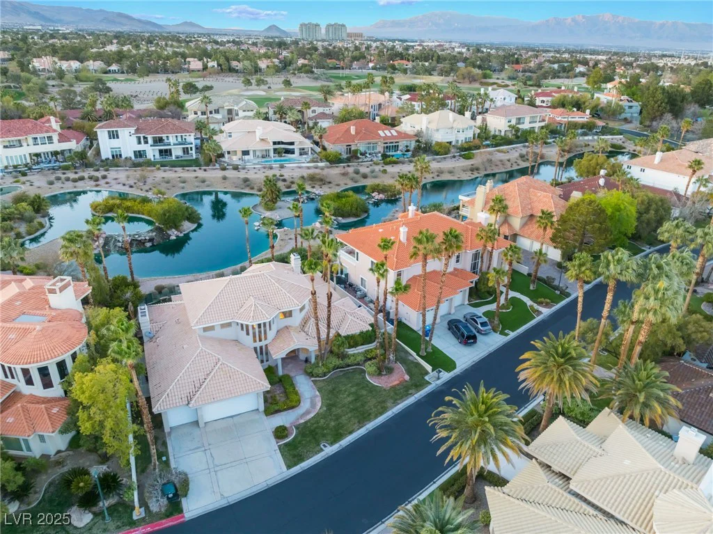 2221 Glenbrook, Las Vegas, NV 89117