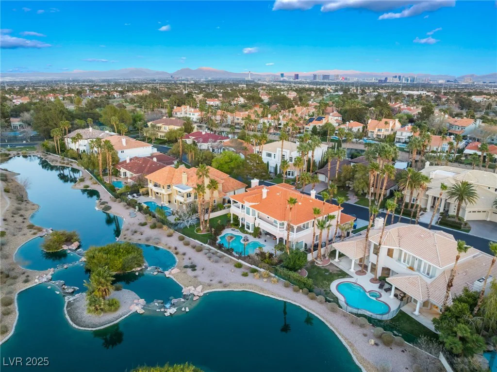 2221 Glenbrook, Las Vegas, NV 89117