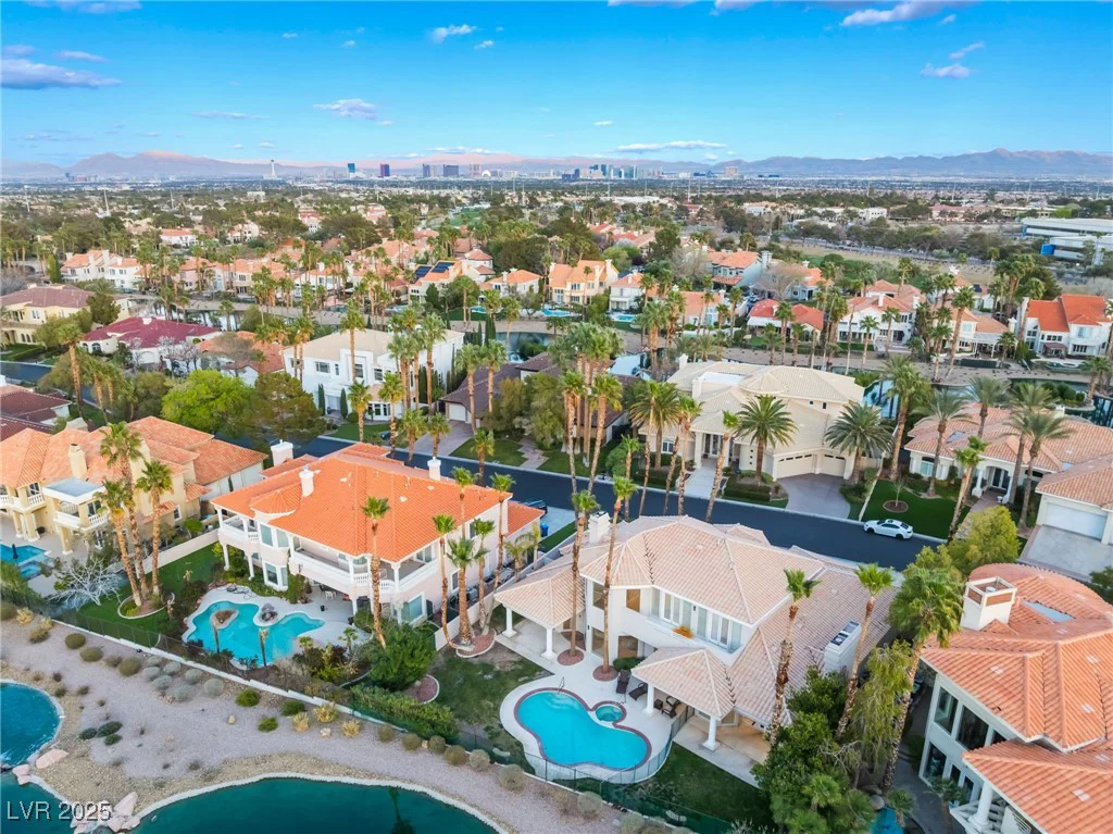 2221 Glenbrook, Las Vegas, NV 89117