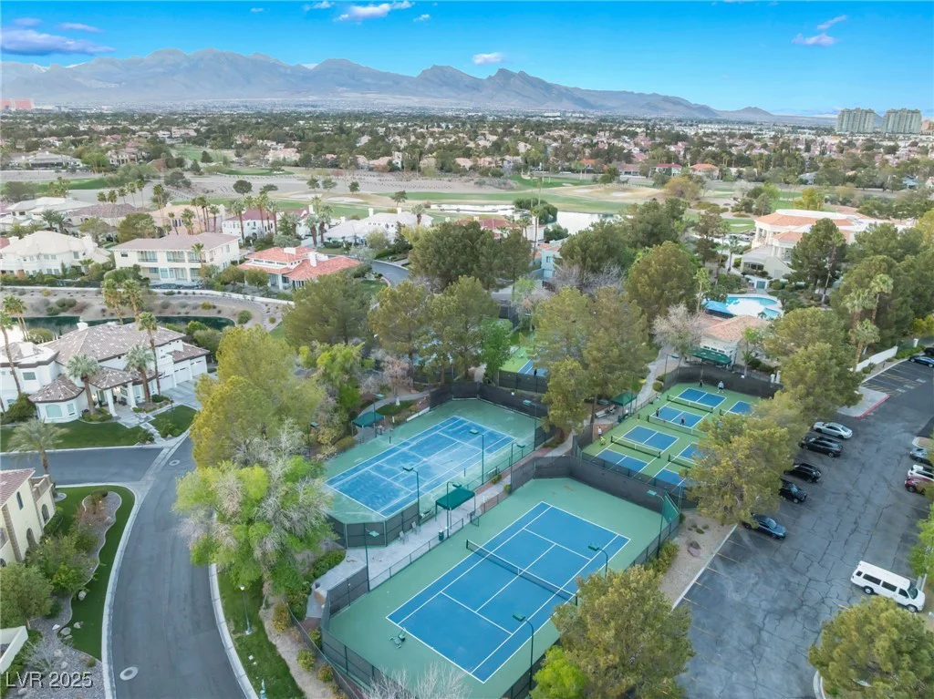 2221 Glenbrook, Las Vegas, NV 89117