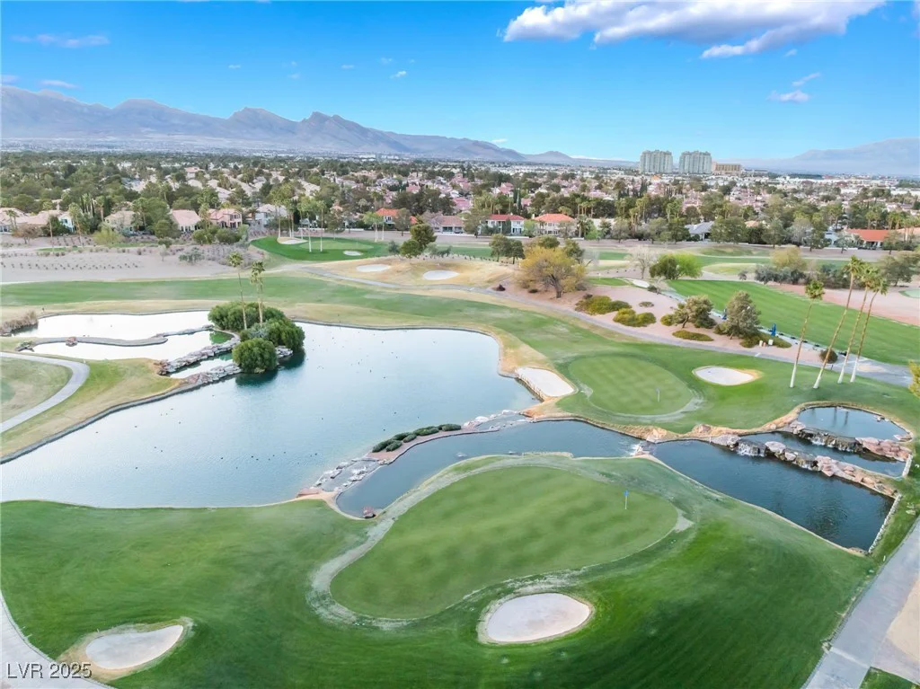 2221 Glenbrook, Las Vegas, NV 89117