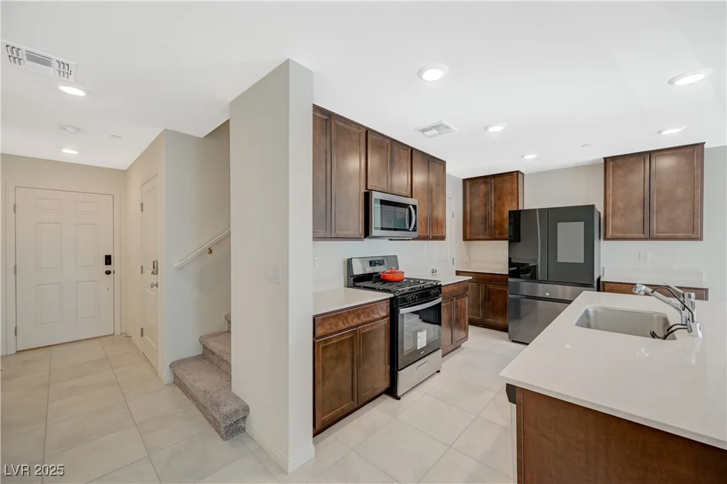 5691 Tinar, Las Vegas, NV 89113