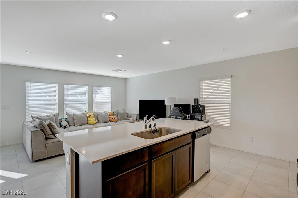 5691 Tinar, Las Vegas, NV 89113