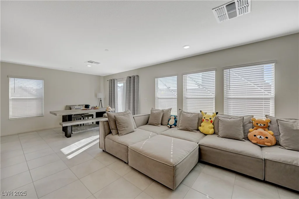 5691 Tinar, Las Vegas, NV 89113
