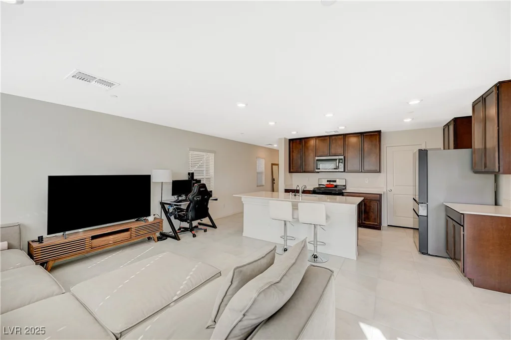 5691 Tinar, Las Vegas, NV 89113