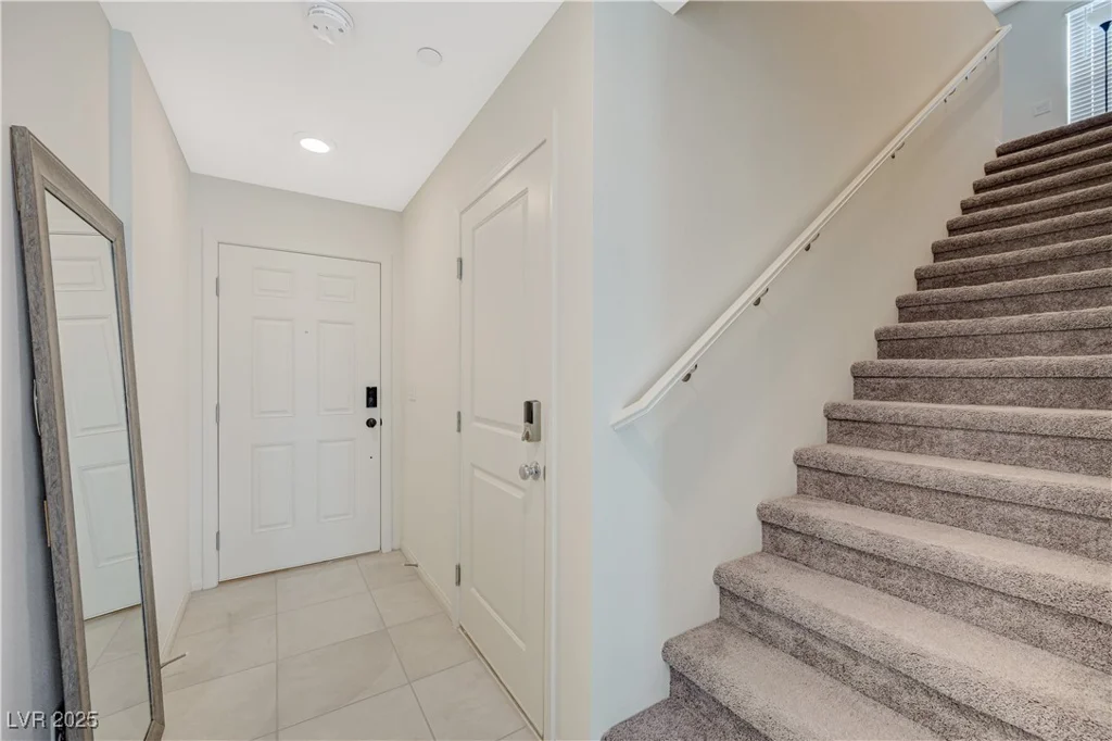5691 Tinar, Las Vegas, NV 89113