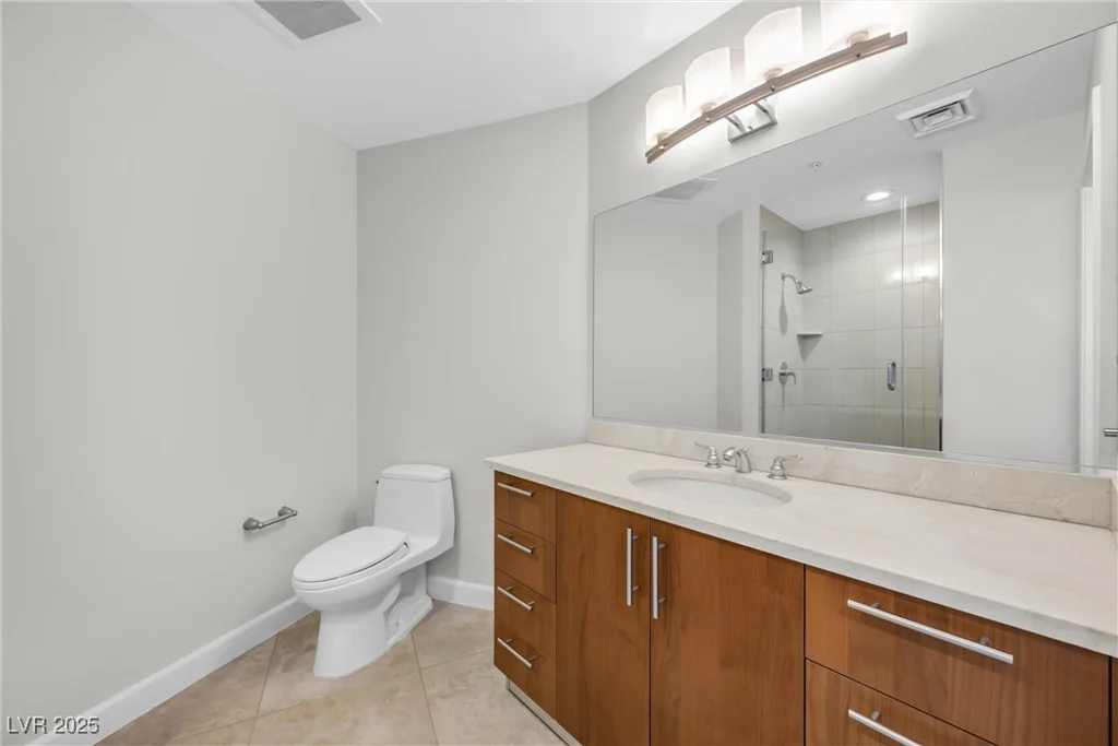 200 Sahara, Las Vegas, NV 89102