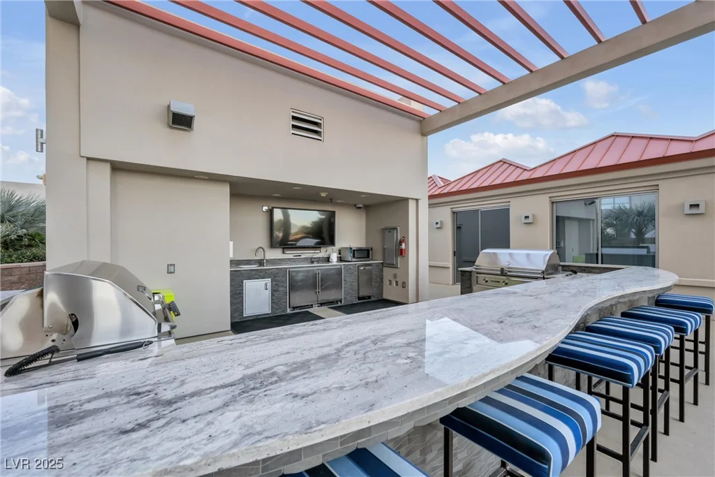 200 Sahara, Las Vegas, NV 89102