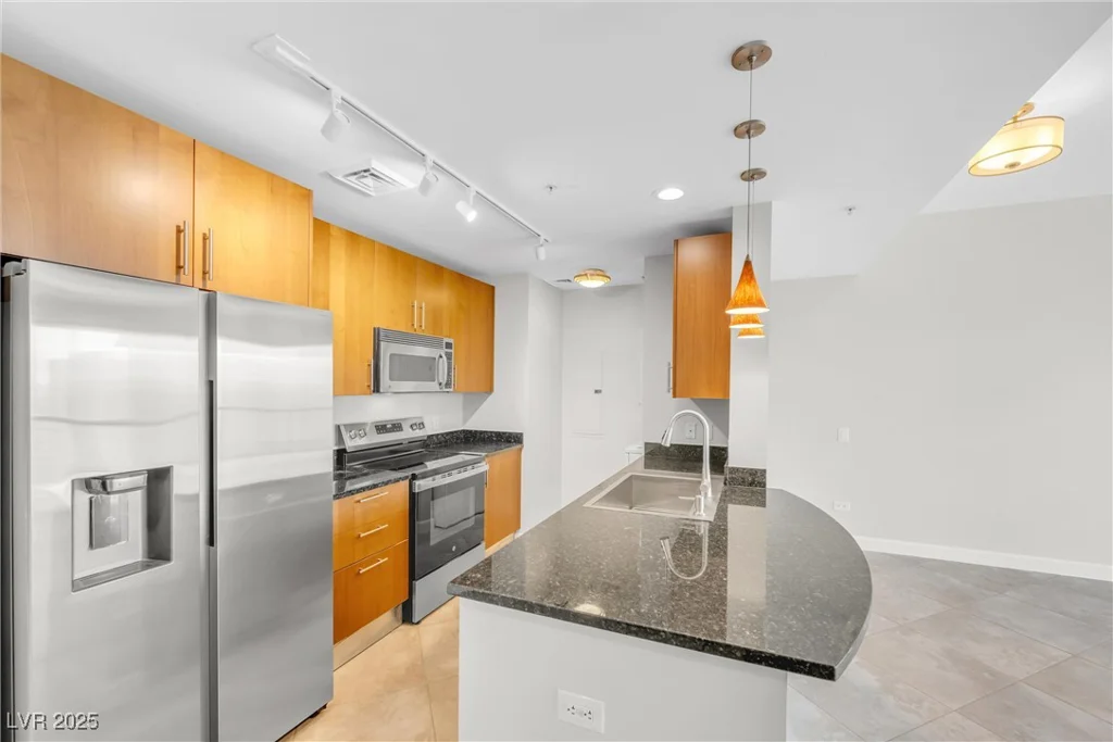 200 Sahara, Las Vegas, NV 89102