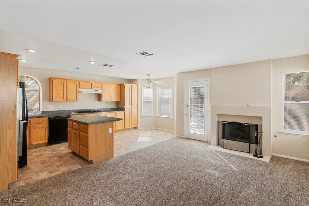 8005 Dover Shores, Las Vegas, NV 89128