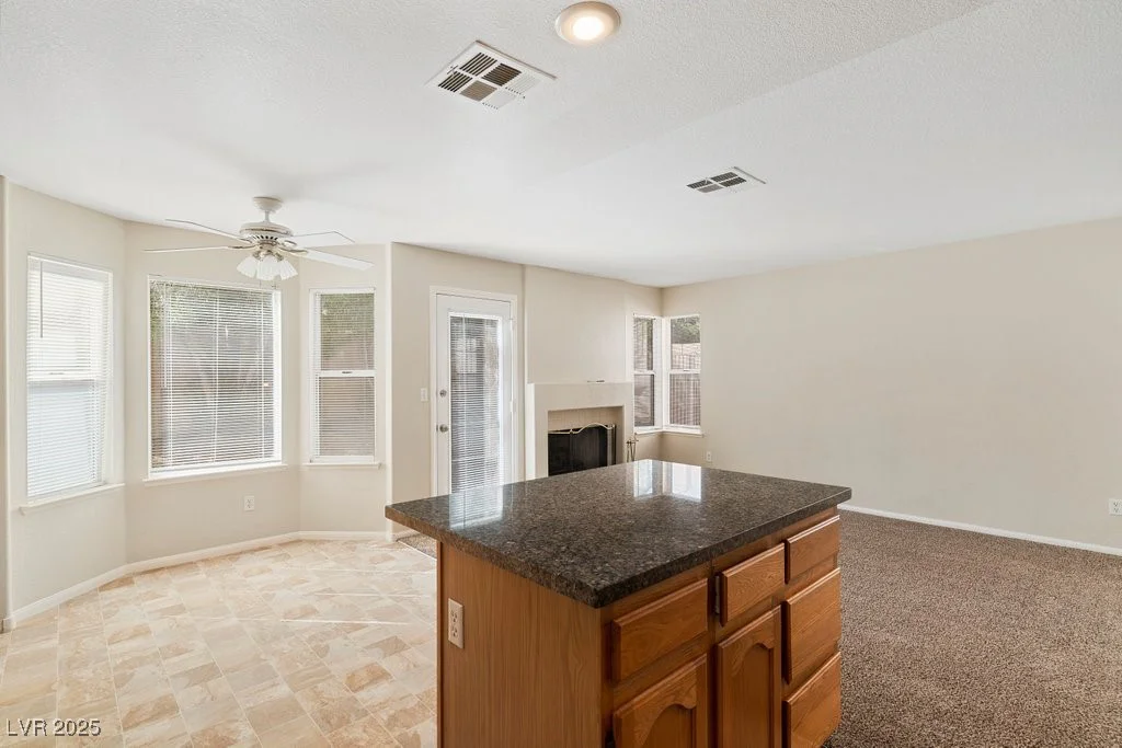 8005 Dover Shores, Las Vegas, NV 89128