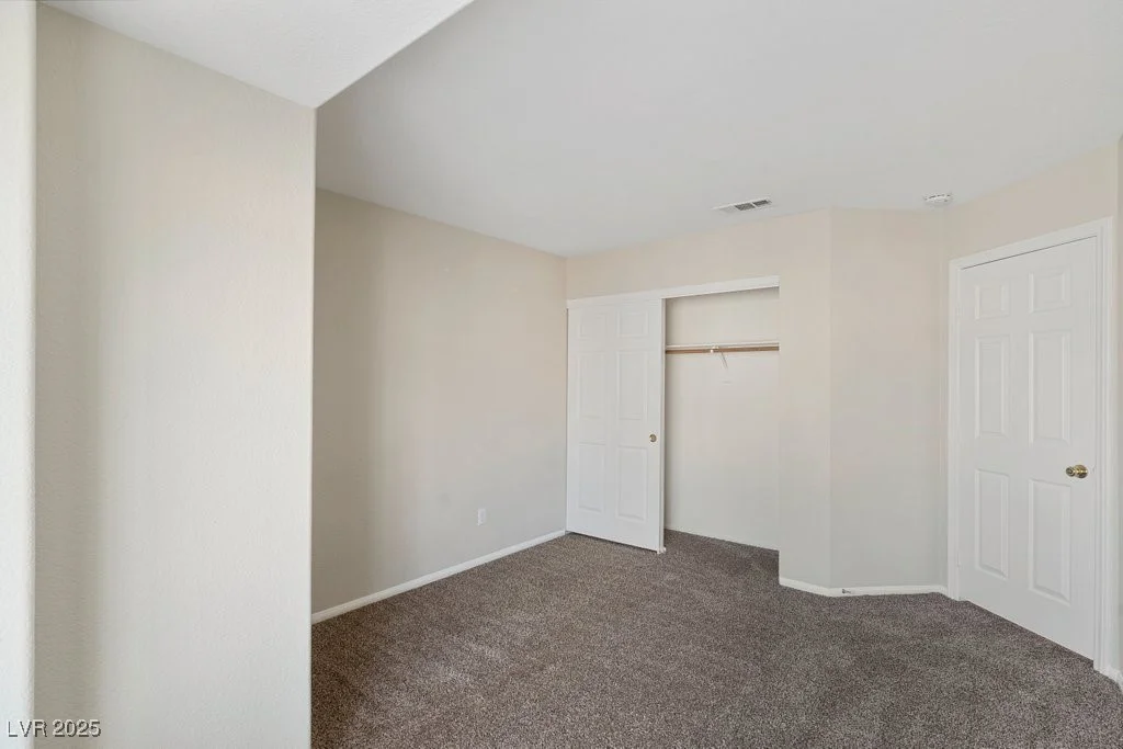 8005 Dover Shores, Las Vegas, NV 89128