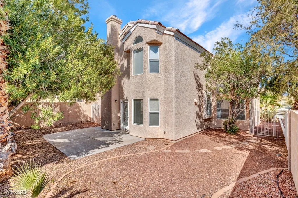 8005 Dover Shores, Las Vegas, NV 89128