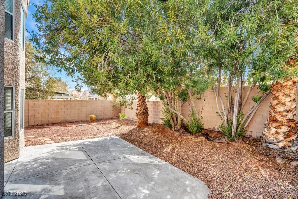 8005 Dover Shores, Las Vegas, NV 89128
