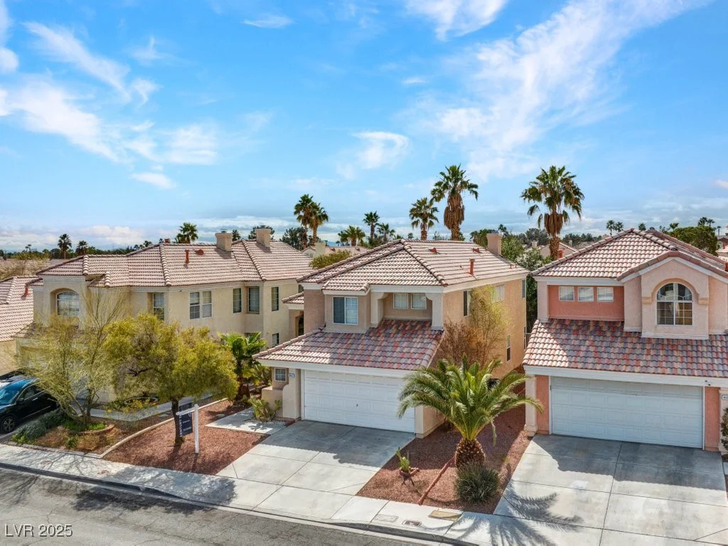 8005 Dover Shores, Las Vegas, NV 89128