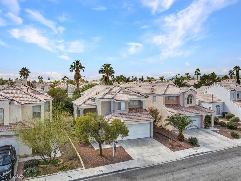 8005 Dover Shores, Las Vegas, NV 89128