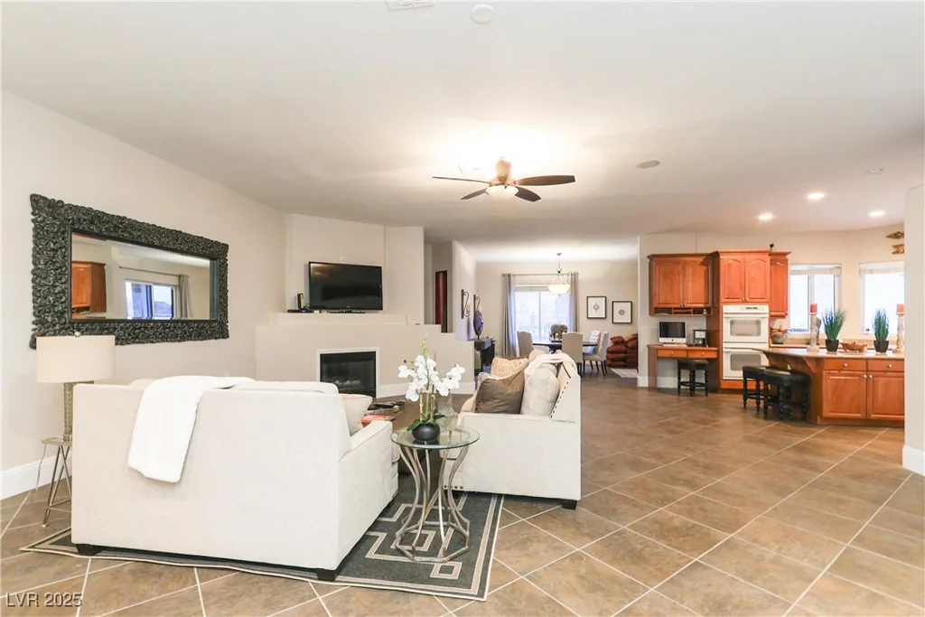 809 Lake Hill, Boulder City, NV 89005
