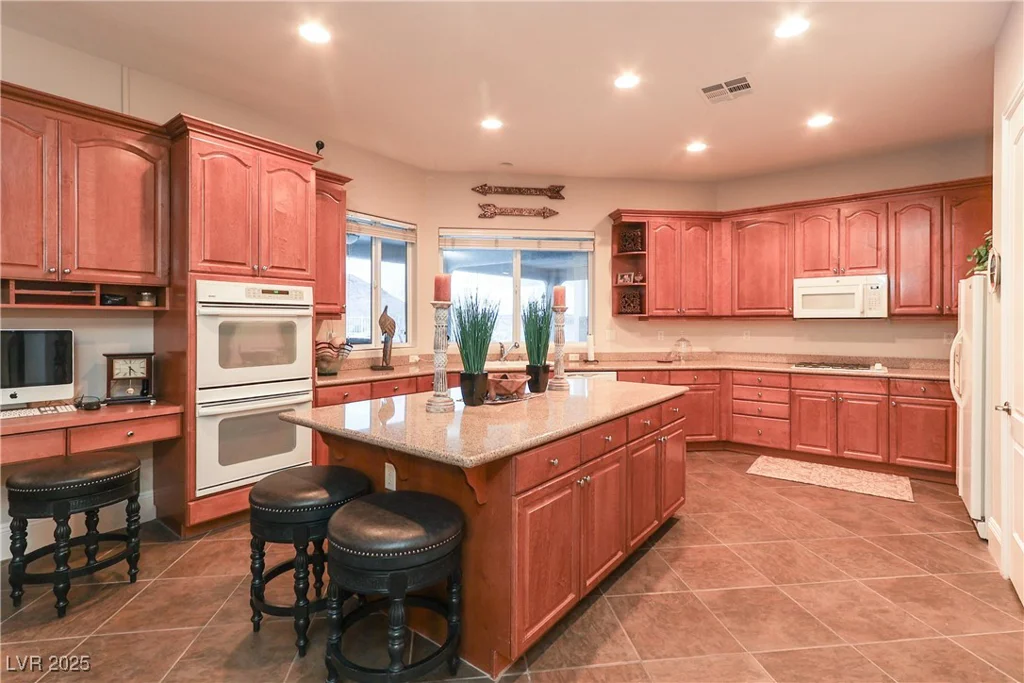 809 Lake Hill, Boulder City, NV 89005
