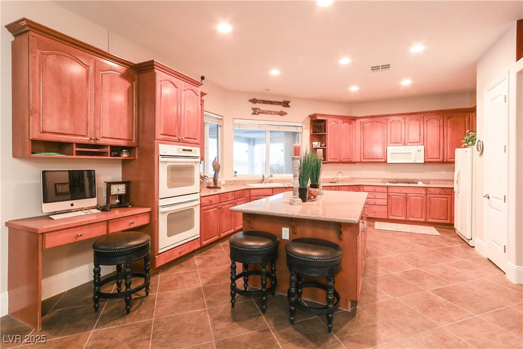 809 Lake Hill, Boulder City, NV 89005